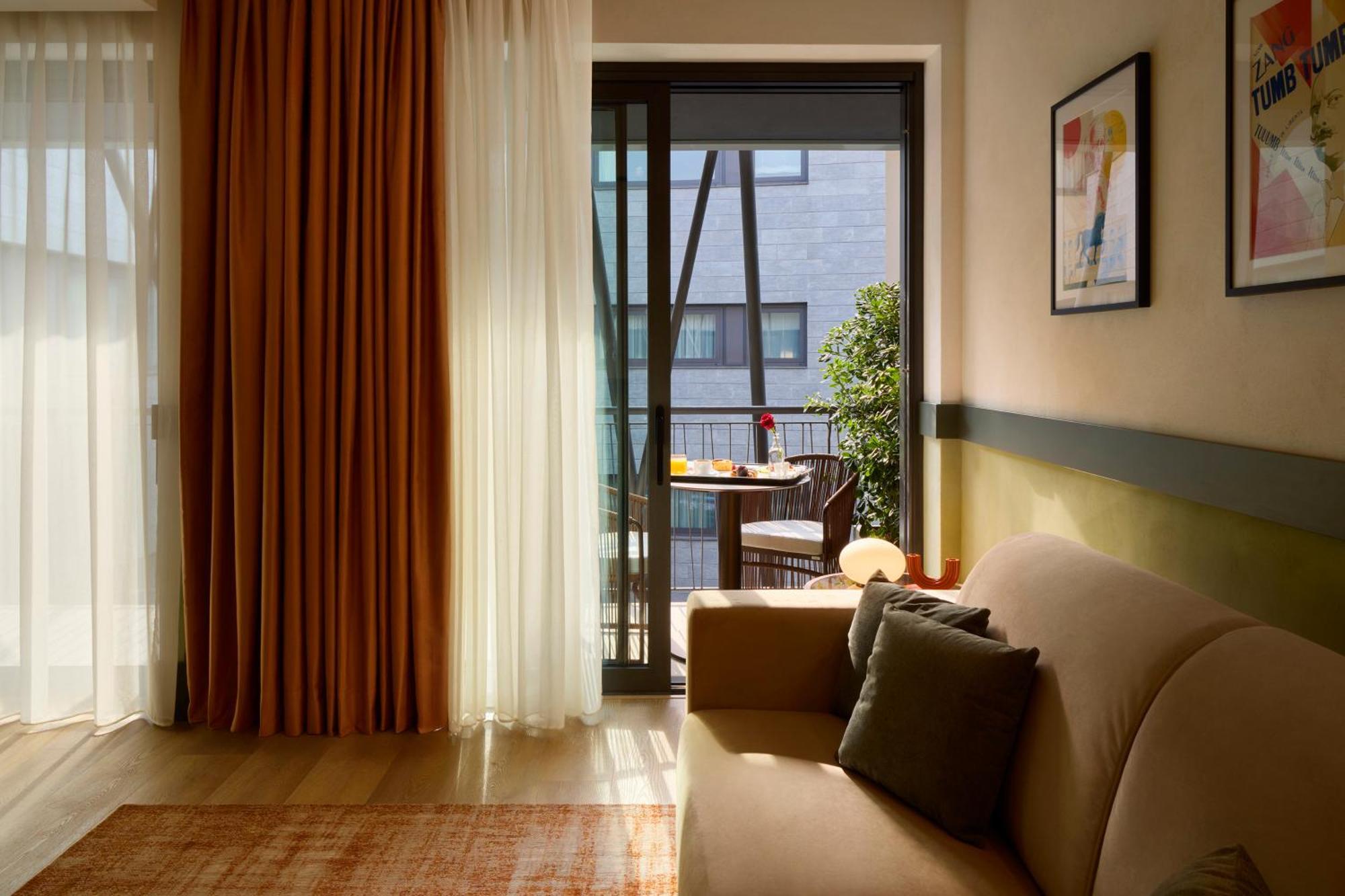 Nemi Hotel Milan Luaran gambar