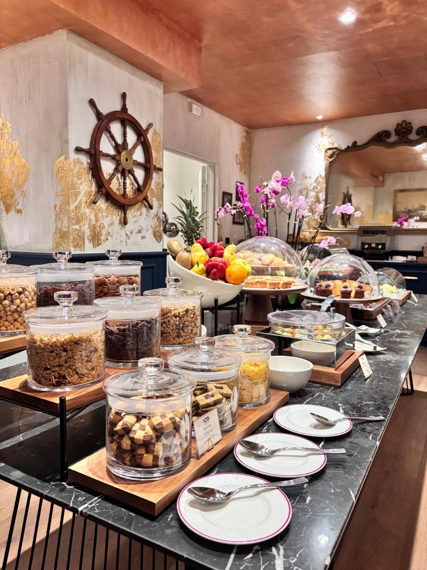 Nemi Hotel Milan Luaran gambar